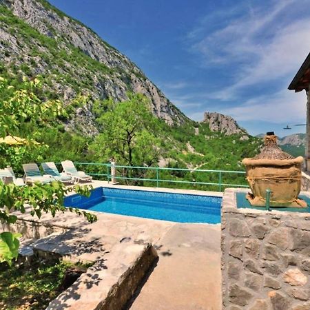 Holiday Home With A Private Pool Podspilje  Экстерьер фото