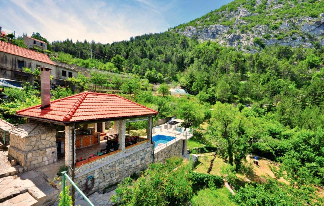 Holiday Home With A Private Pool Podspilje  Экстерьер фото