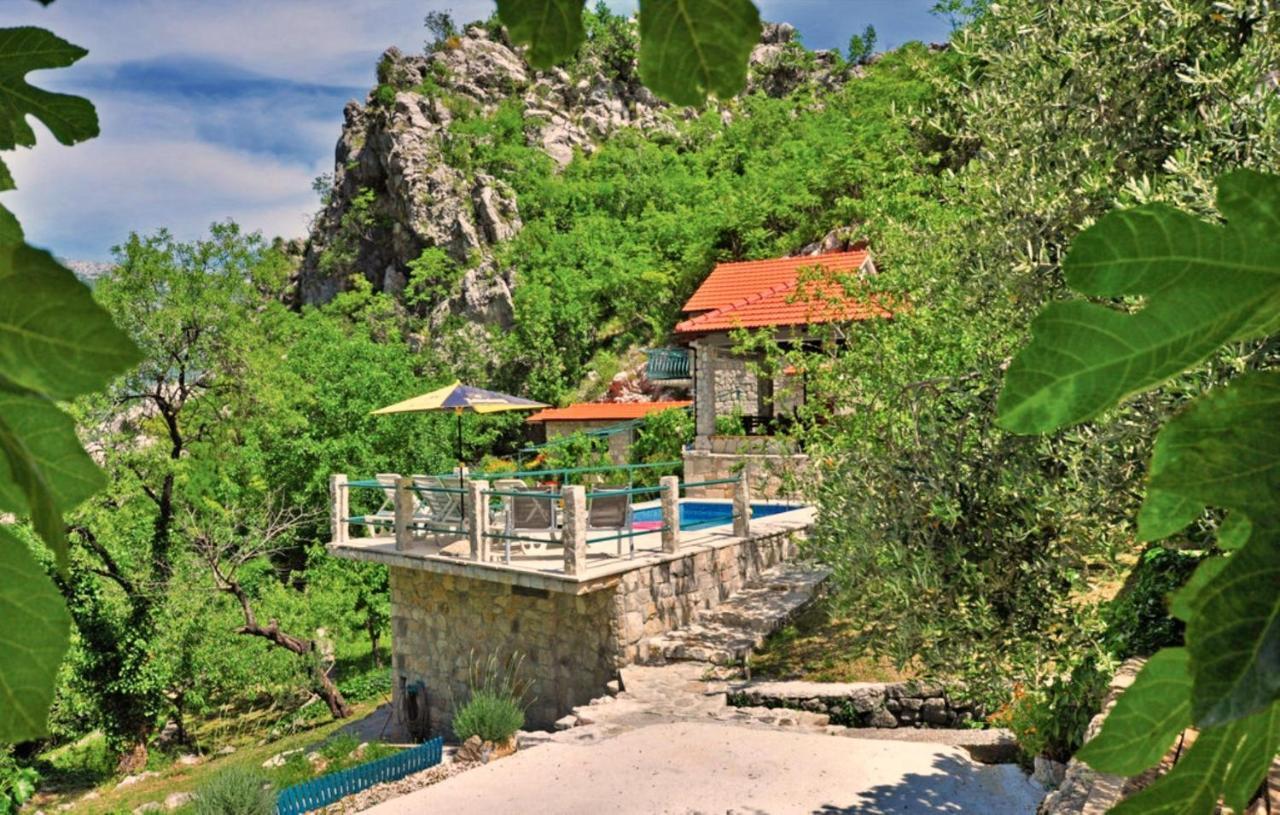 Holiday Home With A Private Pool Podspilje  Экстерьер фото
